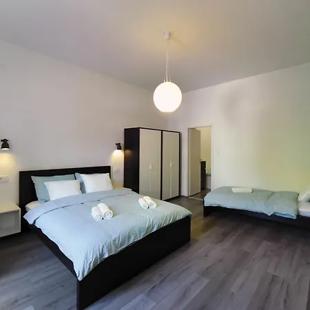 Apartment P70 *